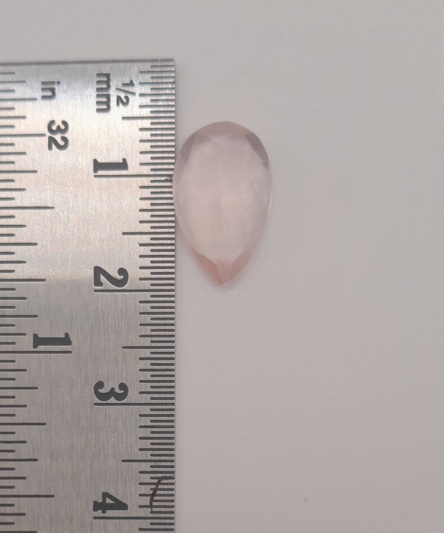 Rose quartz pear 3.75ct