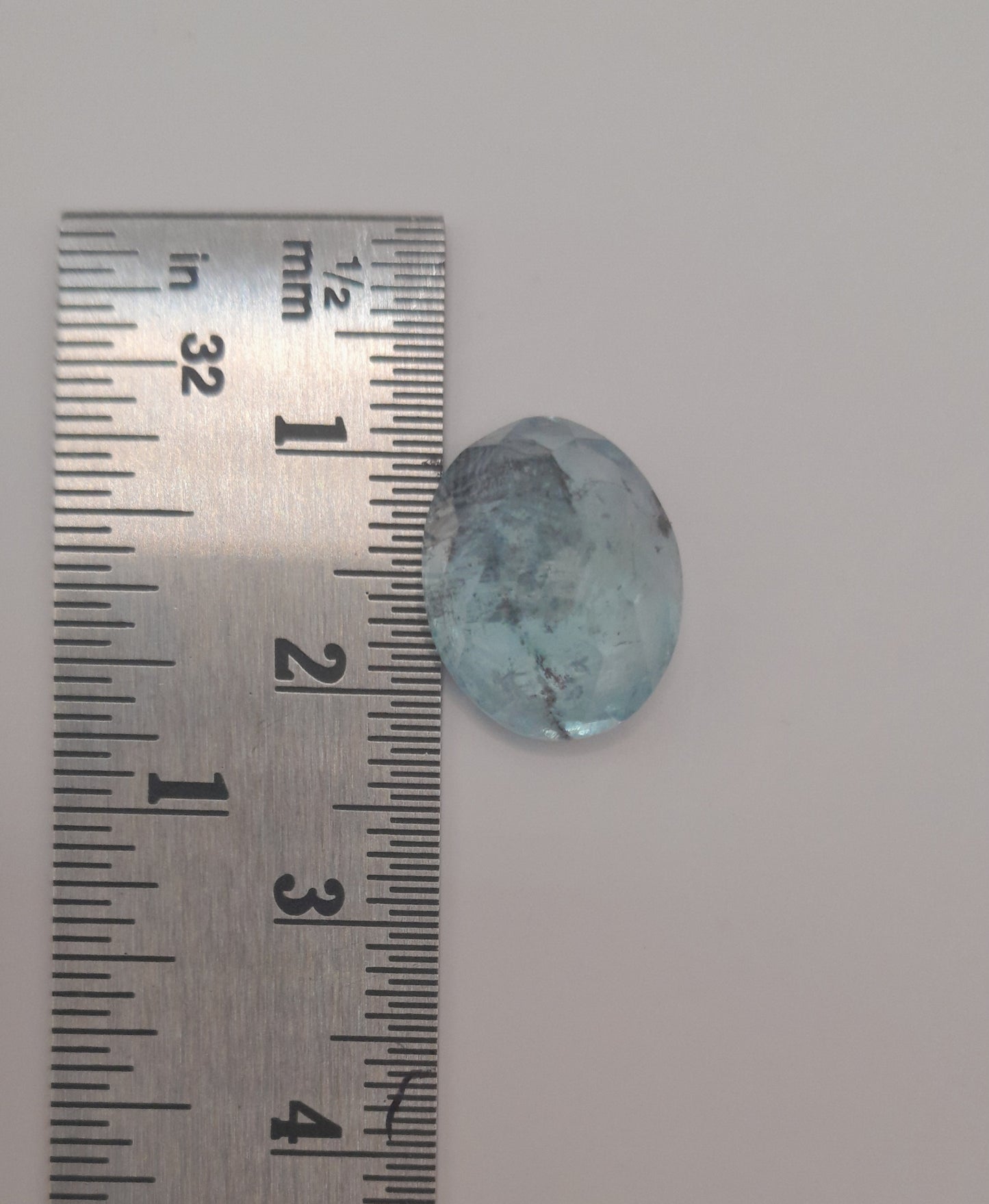 Moss aquamarine oval 7.20ct