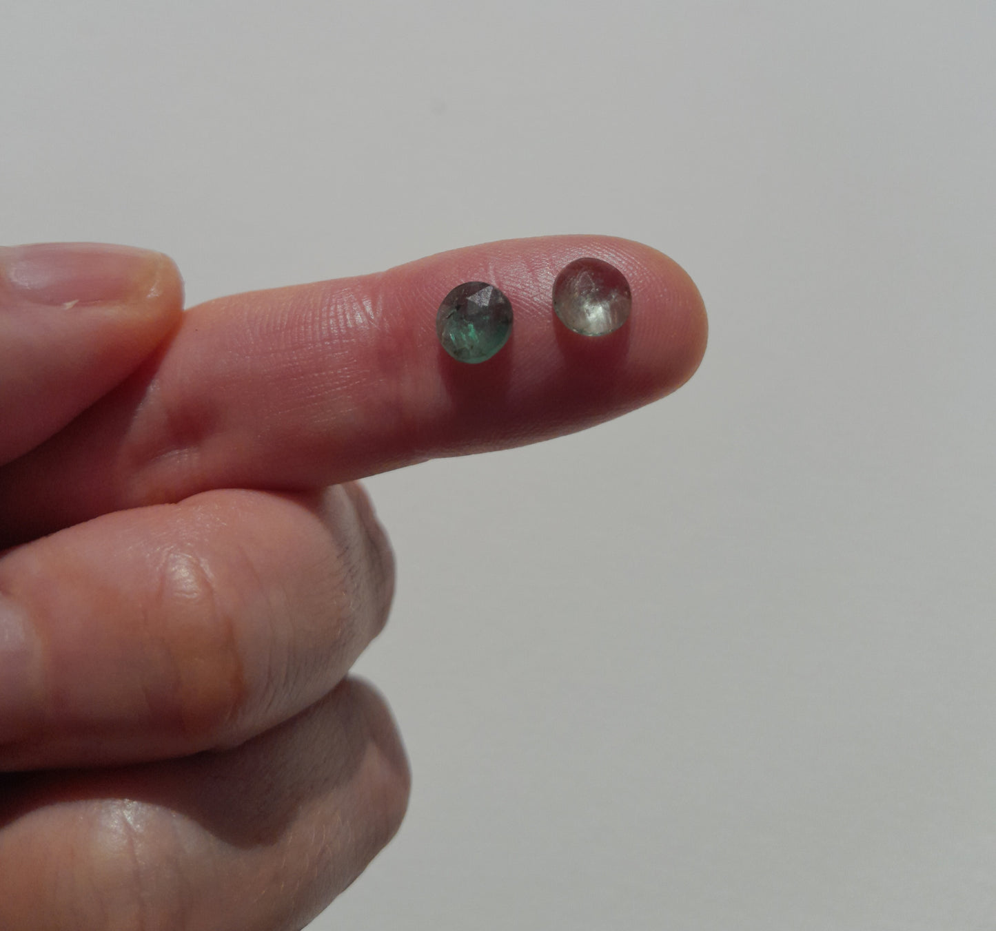 Emerald green kyanite rosecut cabochon 6mm round