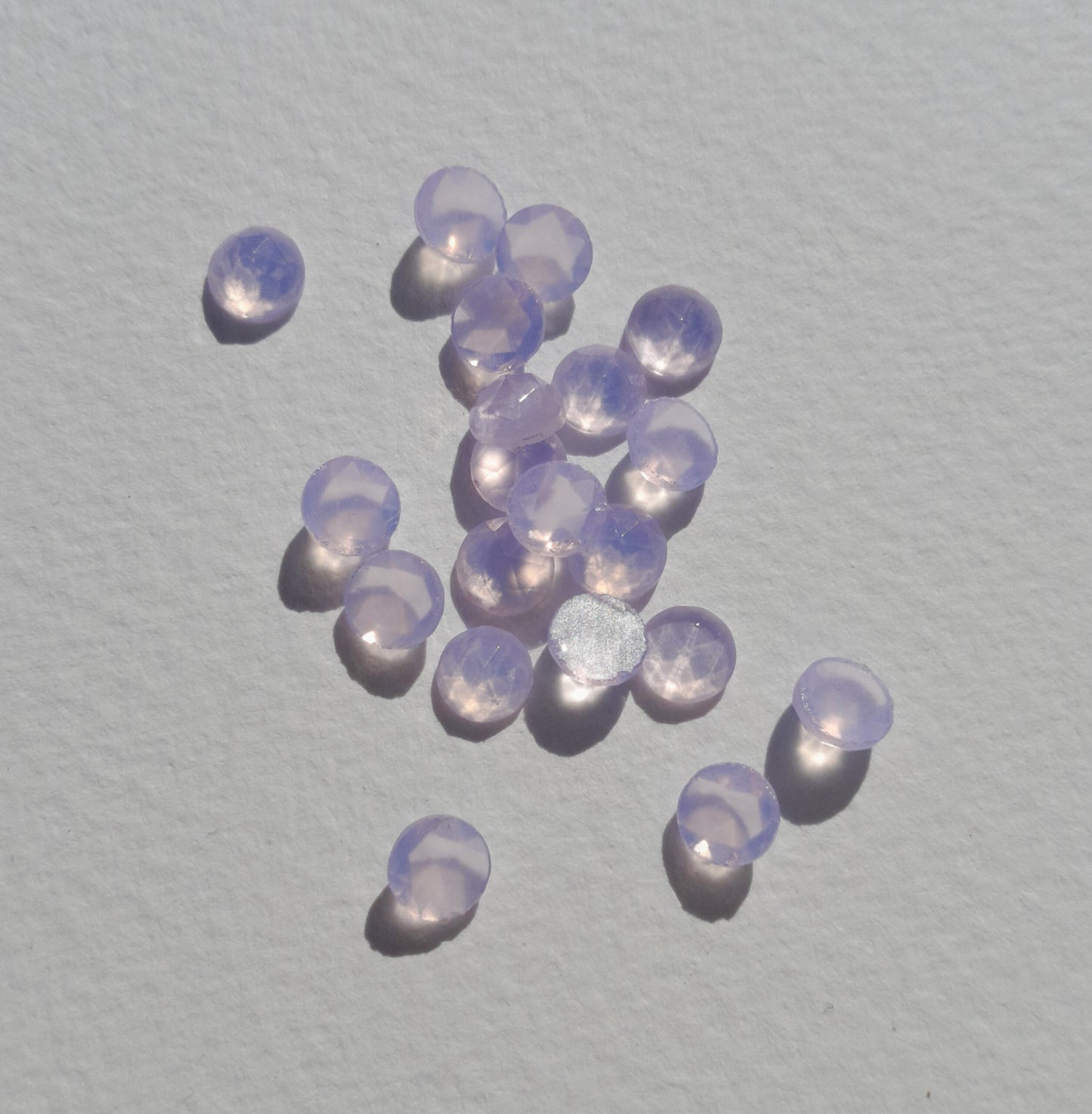 Lavender quartz rosecut cabochon 6mm round